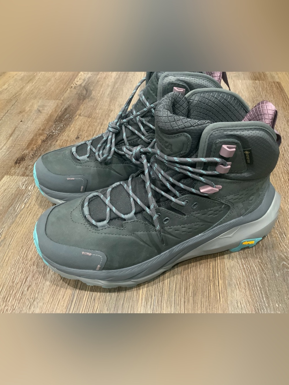 New Hoka Kaha 2 Mid GTX Gore-Tex Trail Hiking Boot Castlerock Womens Sz 9.5 B